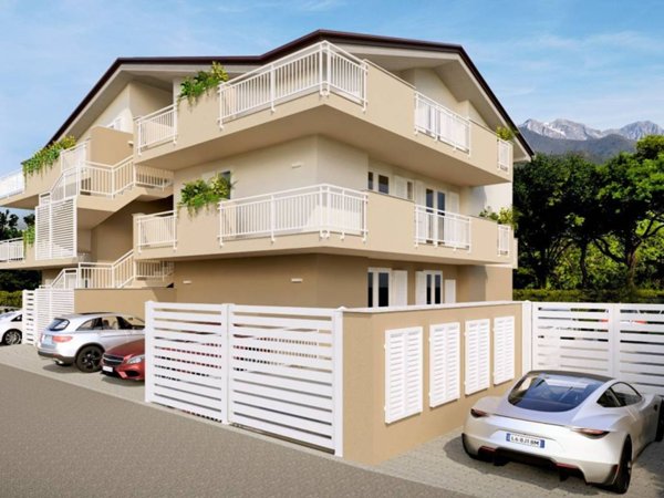 appartamento in vendita a Montignoso in zona Cinquale