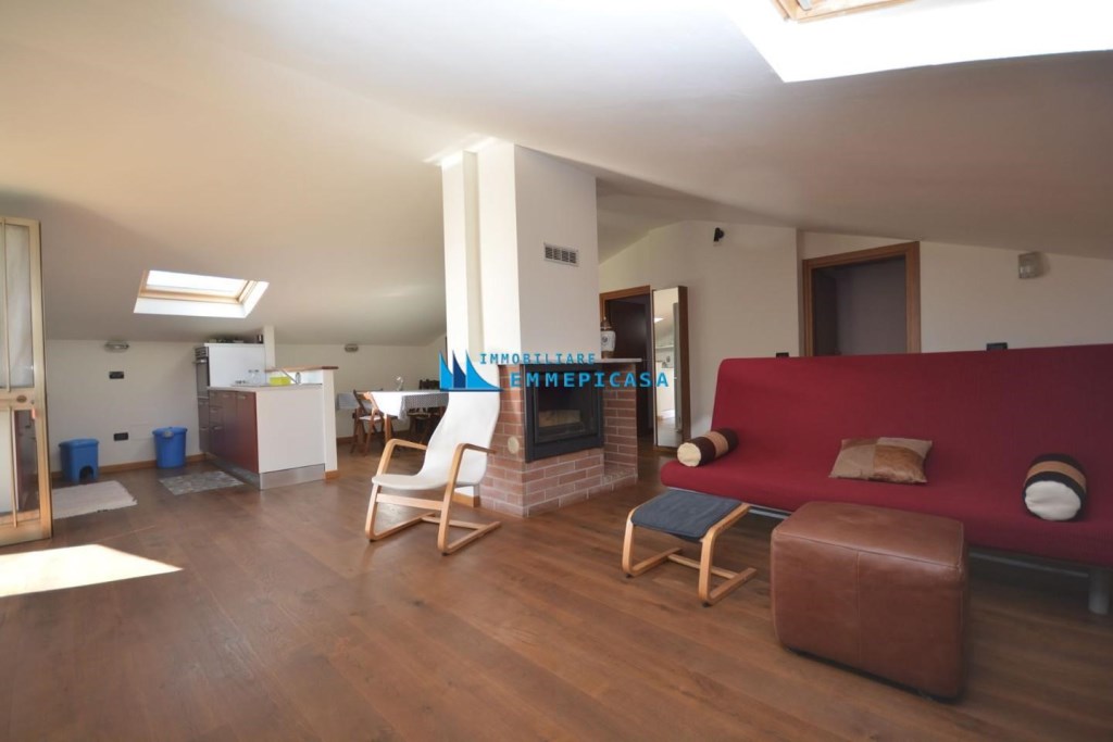 appartamento in vendita a Montignoso in zona Renella