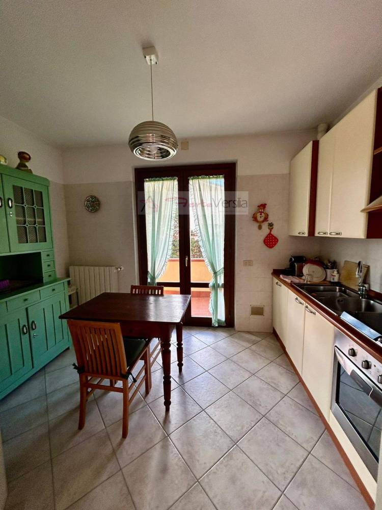 casa indipendente in vendita a Montignoso in zona Cinquale