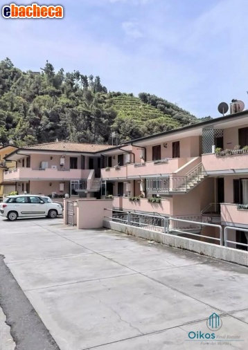 appartamento in vendita a Montignoso in zona Capanne