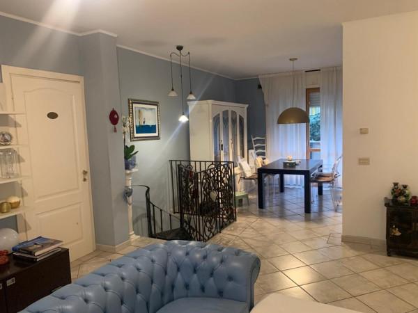 appartamento in vendita a Montignoso in zona Cervaiolo