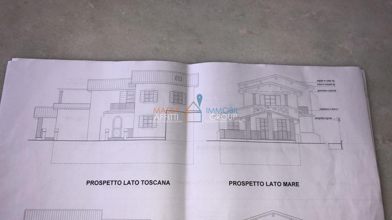 appartamento in vendita a Montignoso