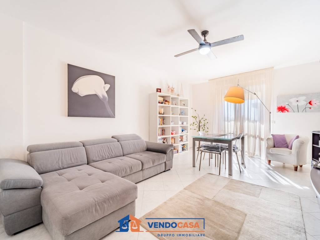 appartamento in vendita a Montignoso