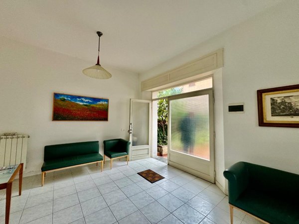 appartamento in vendita a Montignoso in zona Capanne