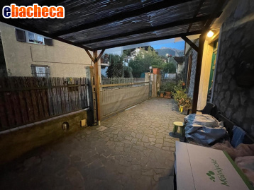 casa indipendente in vendita a Montignoso