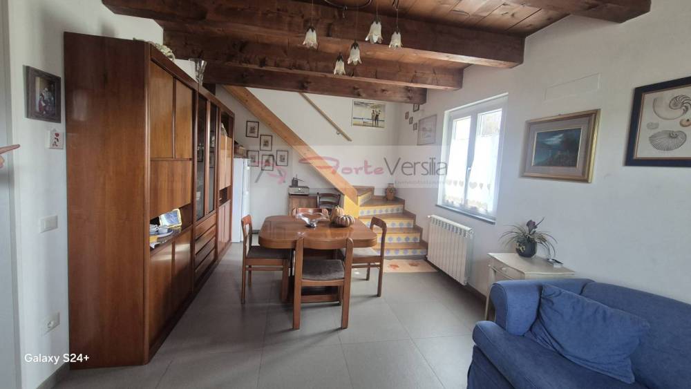 casa indipendente in vendita a Montignoso in zona Cinquale