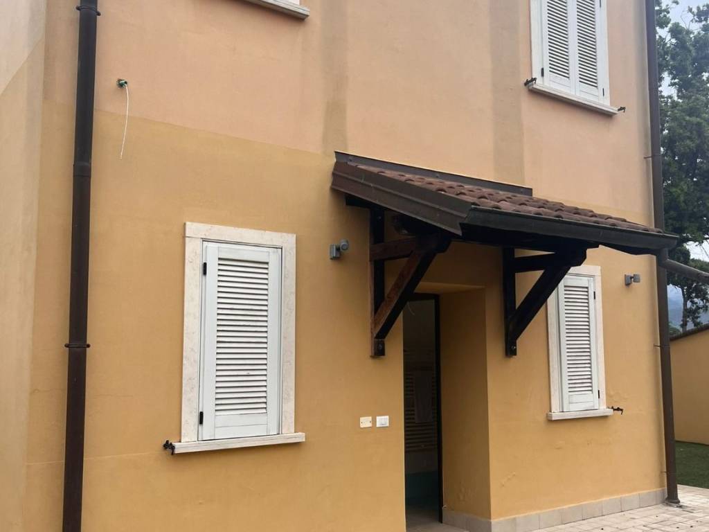 casa indipendente in vendita a Montignoso in zona Cinquale