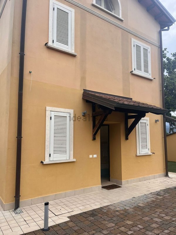 casa indipendente in vendita a Montignoso in zona Cinquale