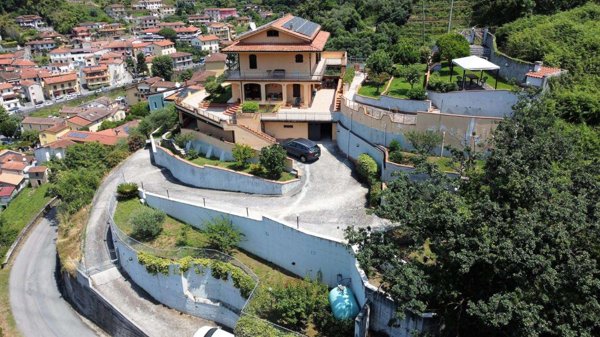 casa indipendente in vendita a Montignoso in zona Palatina