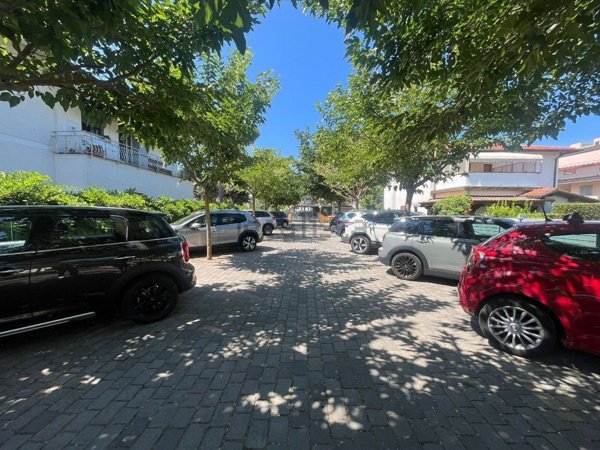 appartamento in vendita a Montignoso in zona Cinquale
