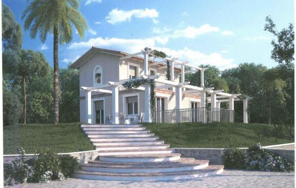 casa indipendente in vendita a Montignoso