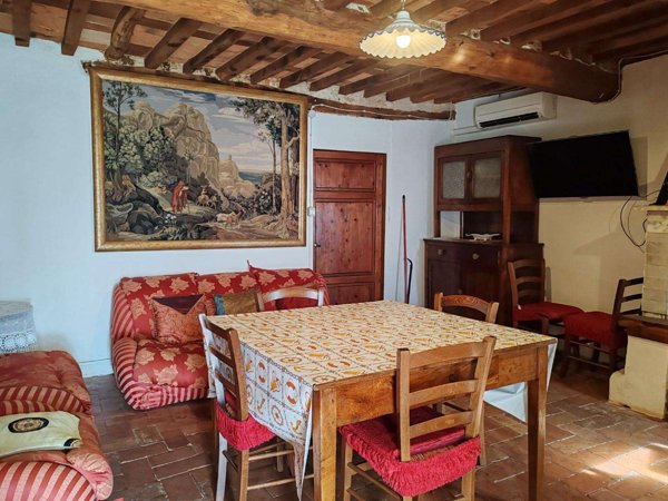 intera palazzina in vendita a Montignoso