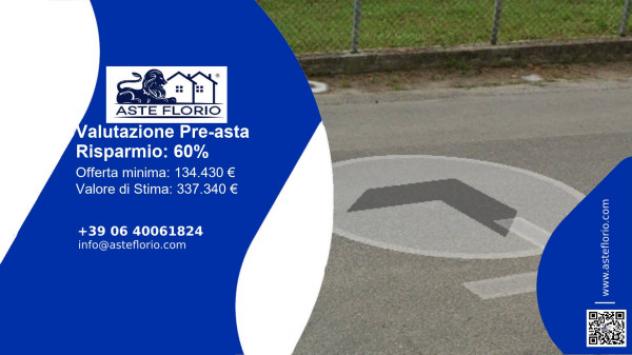 pentavano in vendita a Montignoso in zona Renella