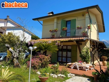 appartamento in vendita a Montignoso in zona Cinquale