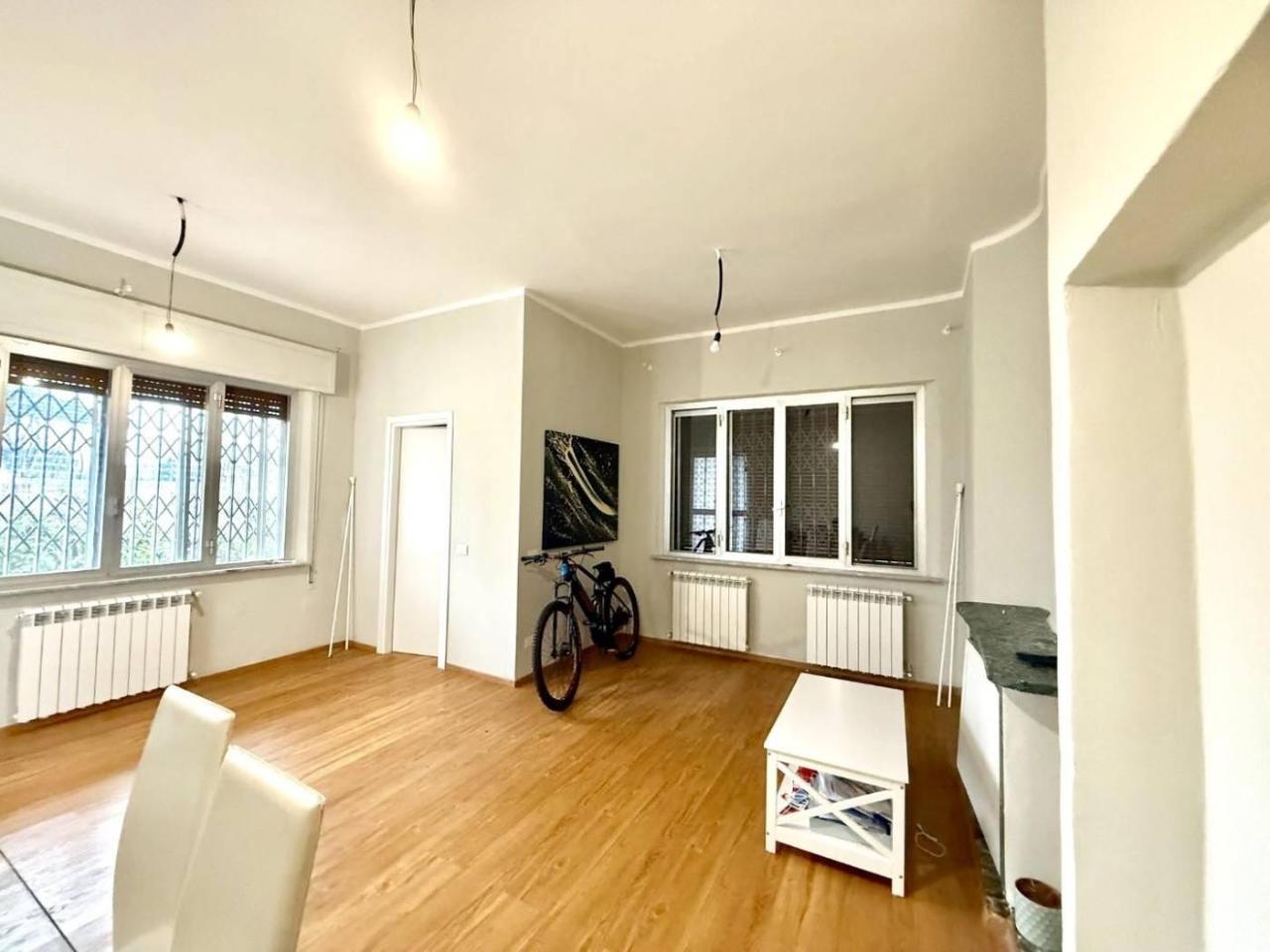 casa indipendente in vendita a Montignoso
