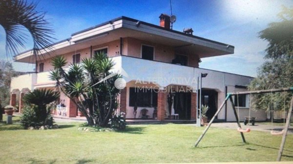 villa in vendita a Montignoso