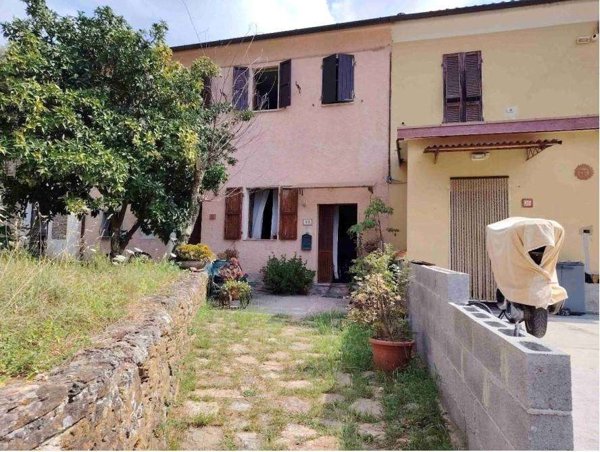 appartamento in vendita a Montignoso