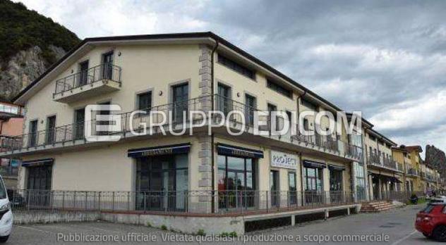 ufficio in vendita a Montignoso in zona Renella