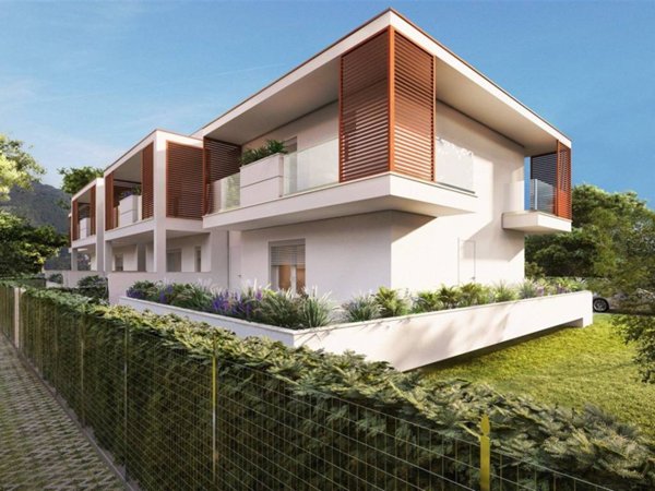 casa indipendente in vendita a Montignoso in zona Cinquale