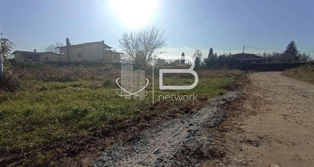 terreno agricolo in vendita a Montignoso in zona Cinquale