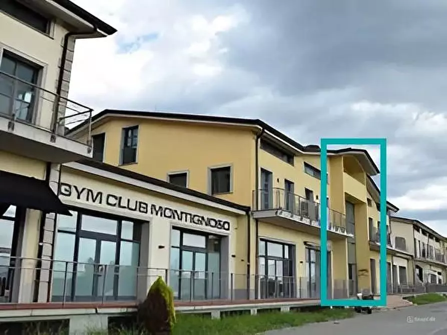 ufficio in vendita a Montignoso in zona Renella