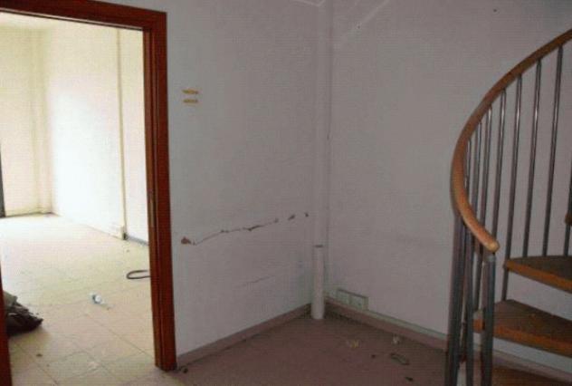 ufficio in vendita a Montignoso