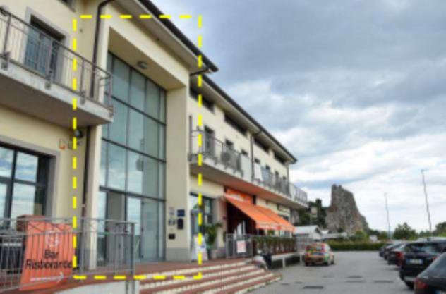 appartamento in vendita a Montignoso in zona Renella