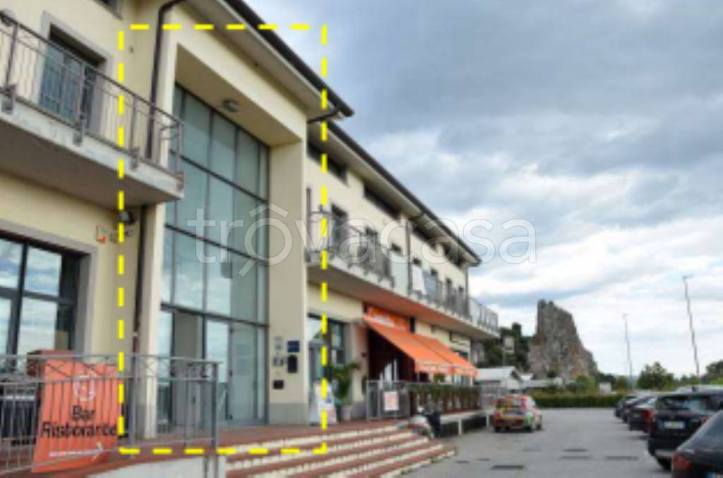 appartamento in vendita a Montignoso in zona Renella