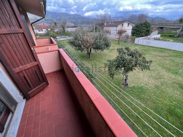 casa indipendente in vendita a Montignoso in zona Cinquale