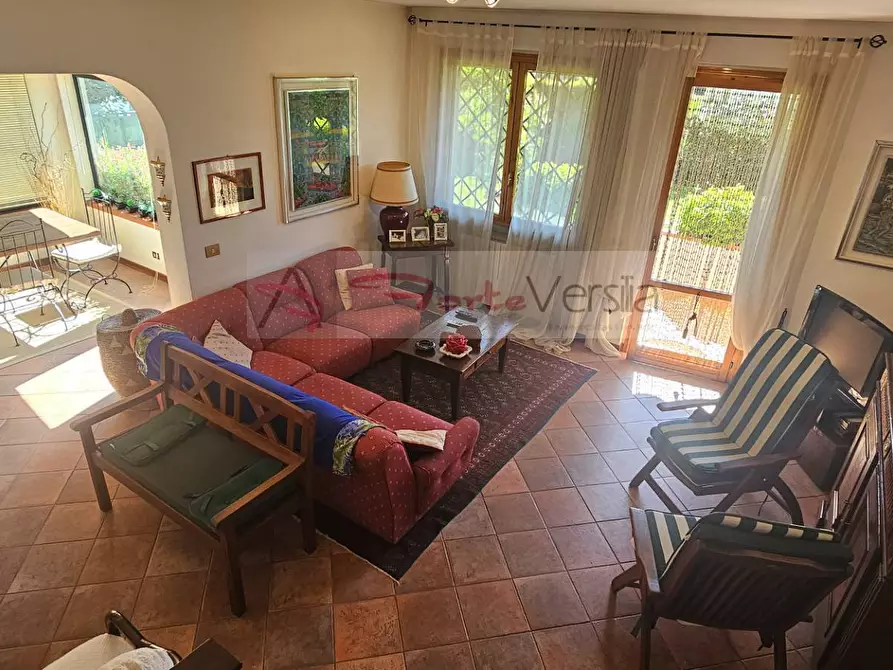 casa indipendente in vendita a Montignoso in zona Cinquale