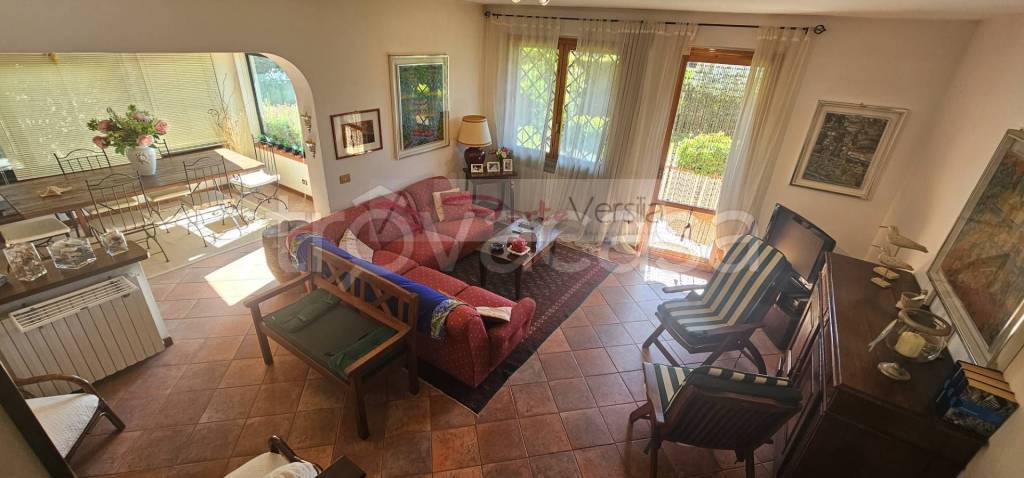casa indipendente in vendita a Montignoso in zona Cinquale