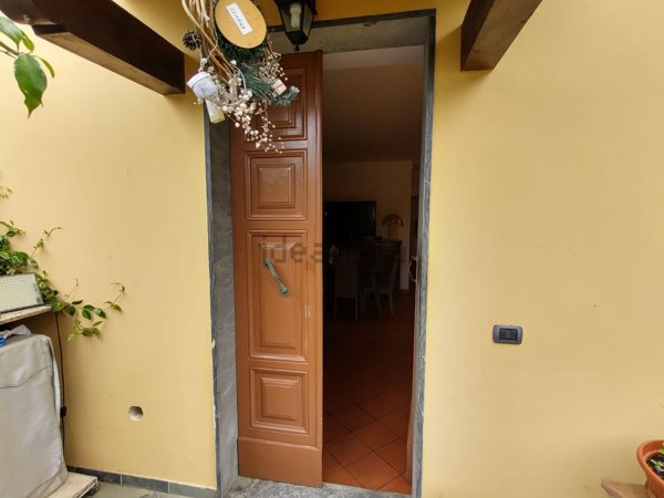casa indipendente in vendita a Montignoso in zona Cervaiolo