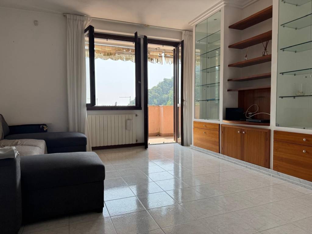 appartamento in vendita a Montignoso in zona Capanne