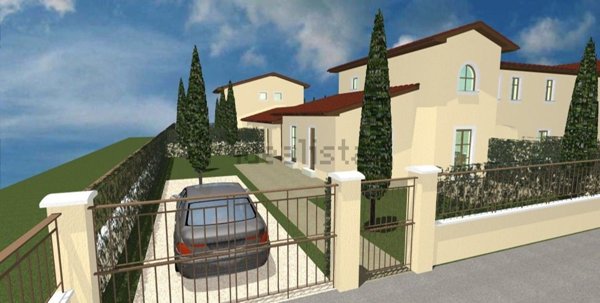 casa indipendente in vendita a Montignoso