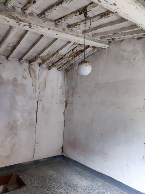 casa indipendente in vendita a Montignoso in zona Capanne
