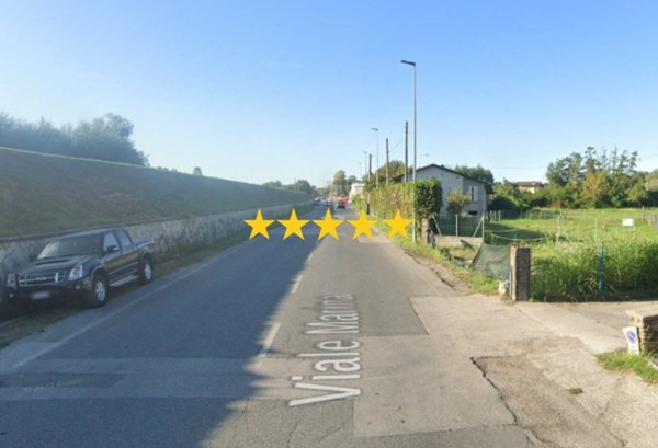 casa indipendente in vendita a Montignoso
