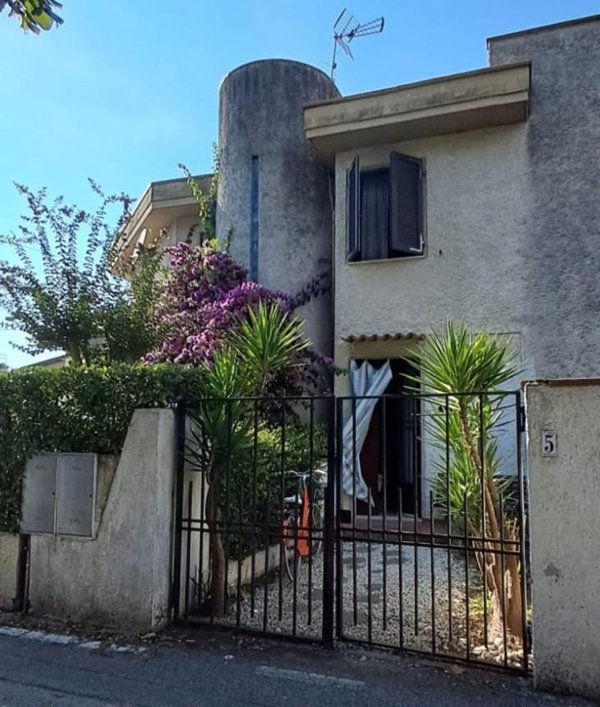appartamento in vendita a Montignoso in zona Cinquale