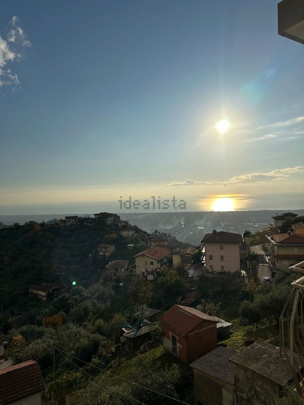 appartamento in vendita a Montignoso