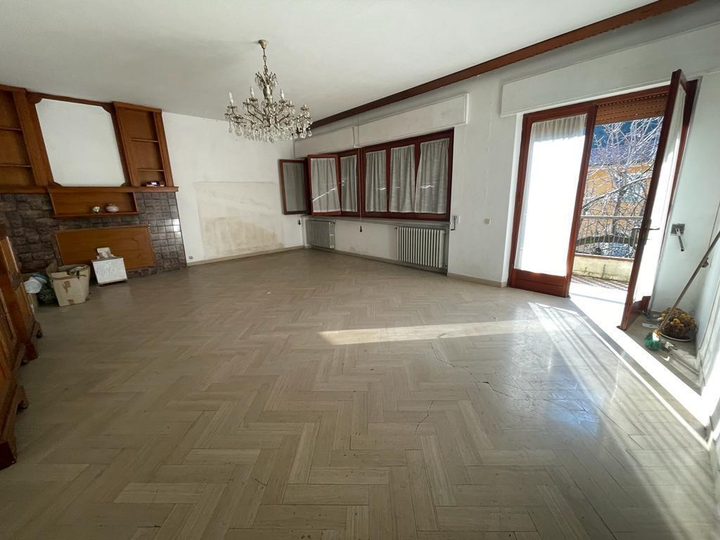 appartamento in vendita a Montignoso in zona Capanne