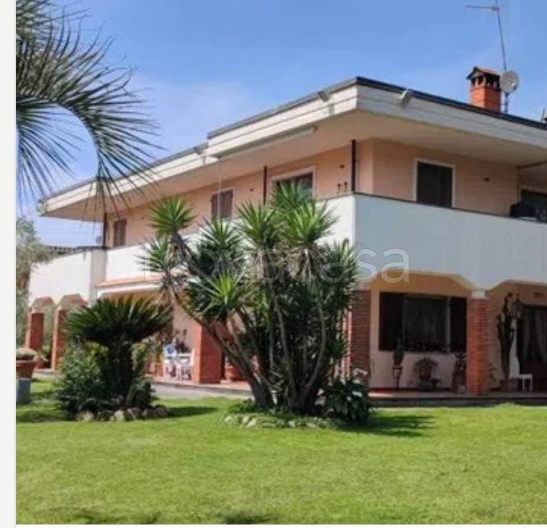 casa indipendente in vendita a Montignoso in zona Cinquale