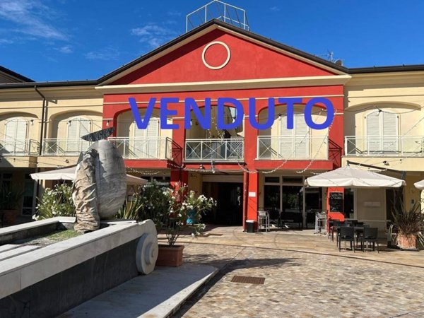 appartamento in vendita a Montignoso in zona Cinquale