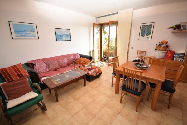 appartamento in vendita a Montignoso in zona Cervaiolo