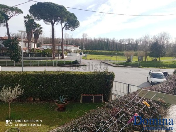 appartamento in vendita a Montignoso in zona Cinquale
