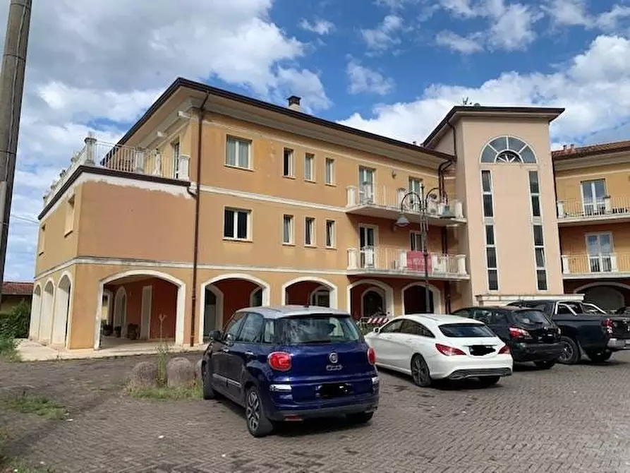 ufficio in vendita a Montignoso in zona Cervaiolo