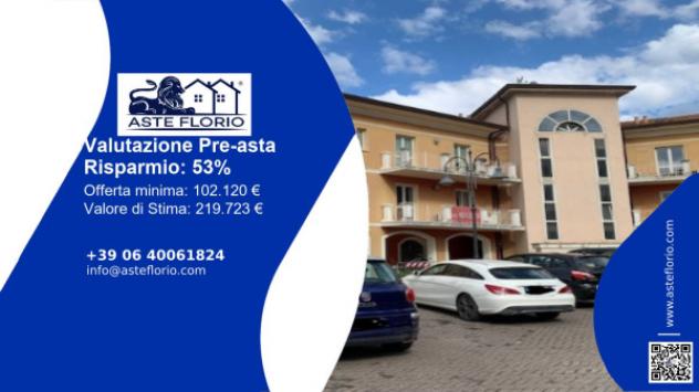 ufficio in vendita a Montignoso in zona Cervaiolo