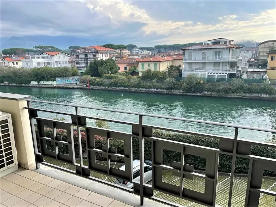 appartamento in vendita a Montignoso in zona Cinquale