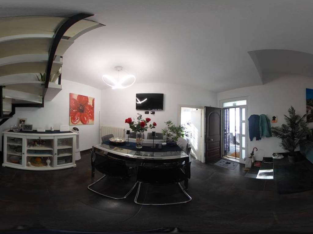 casa indipendente in vendita a Montignoso in zona Renella