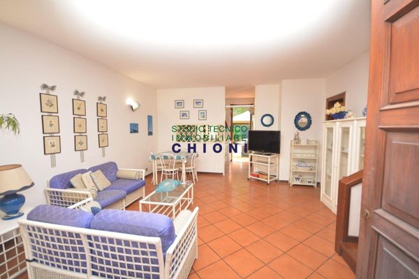 casa indipendente in vendita a Montignoso in zona Cinquale