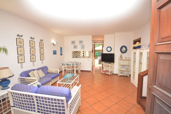 casa indipendente in vendita a Montignoso in zona Cinquale