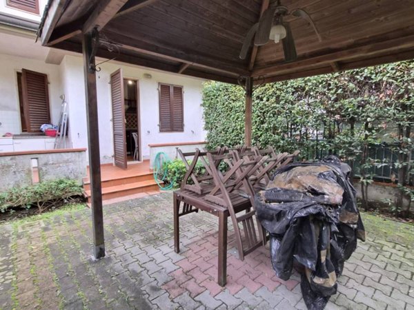 casa indipendente in vendita a Montignoso in zona Cinquale